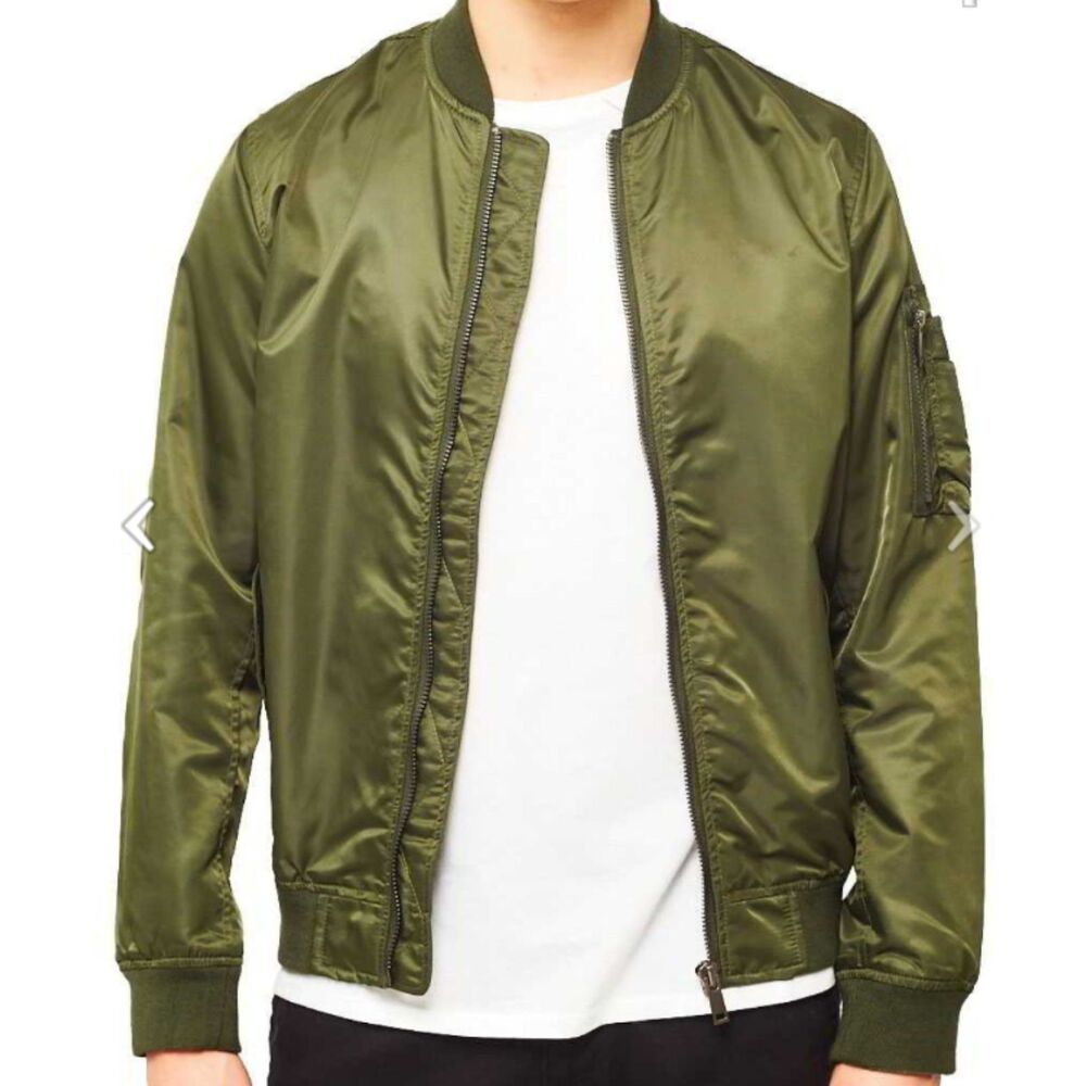 KITH NYC Olive Green Satin Bomber Men's Jacket Ribbed Cuffs 2 Front Pockets XL